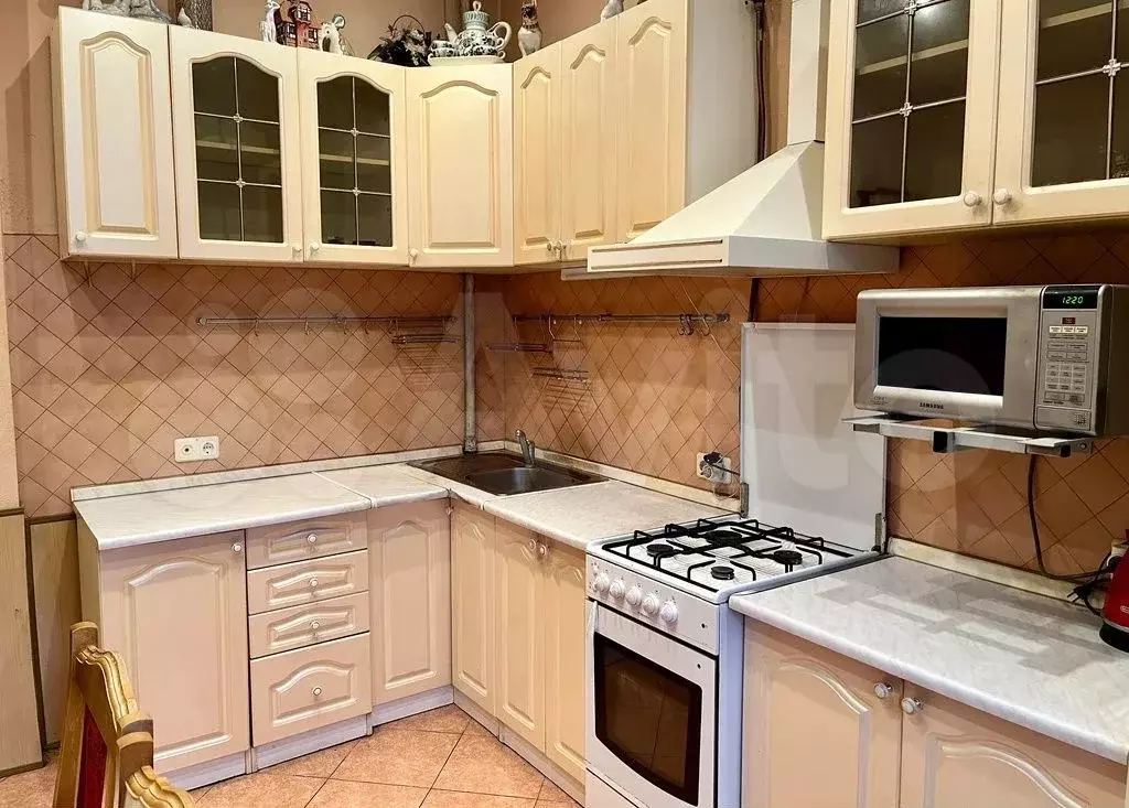 2-к. квартира, 60 м, 4/5 эт. - Фото 0