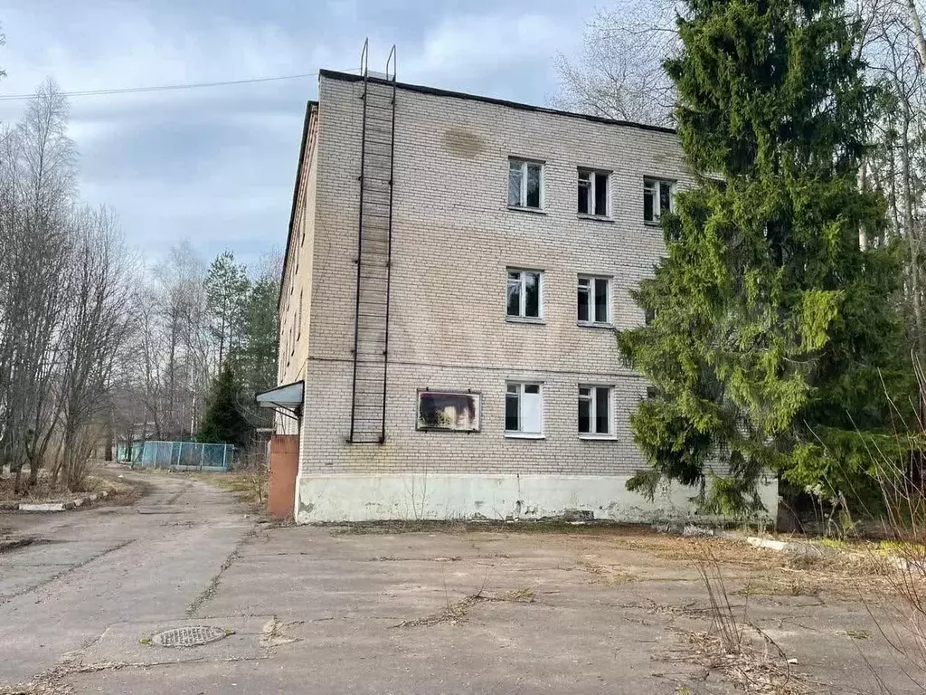 Сдам помещение свободного назначения, 3200 м - Фото 0