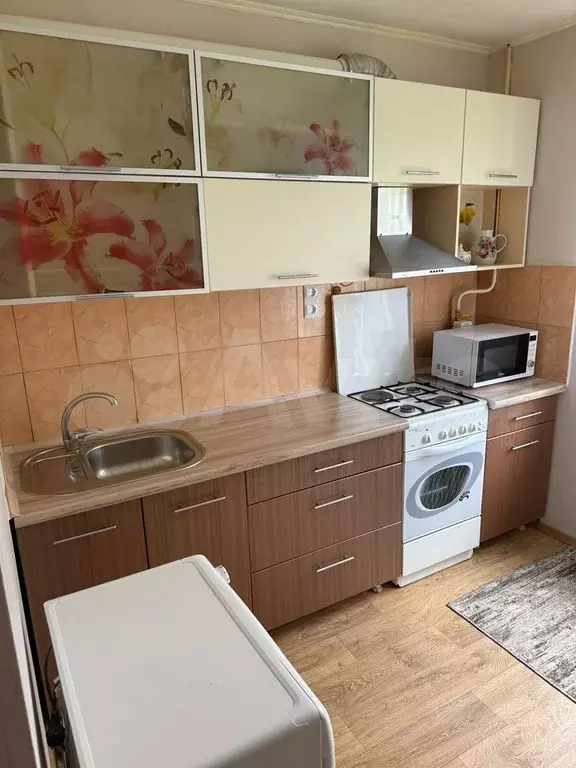 2-к. квартира, 50 м, 1/9 эт. - Фото 0