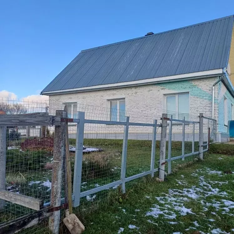 Дом в Псковская область, Псковский район, Карамышевская волость, д. ... - Фото 1
