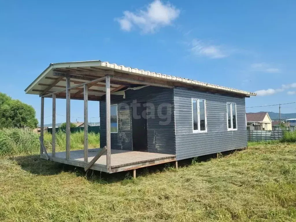 Дом в Приморский край, Артем ул. Механизаторов, 78 (40 м) - Фото 0