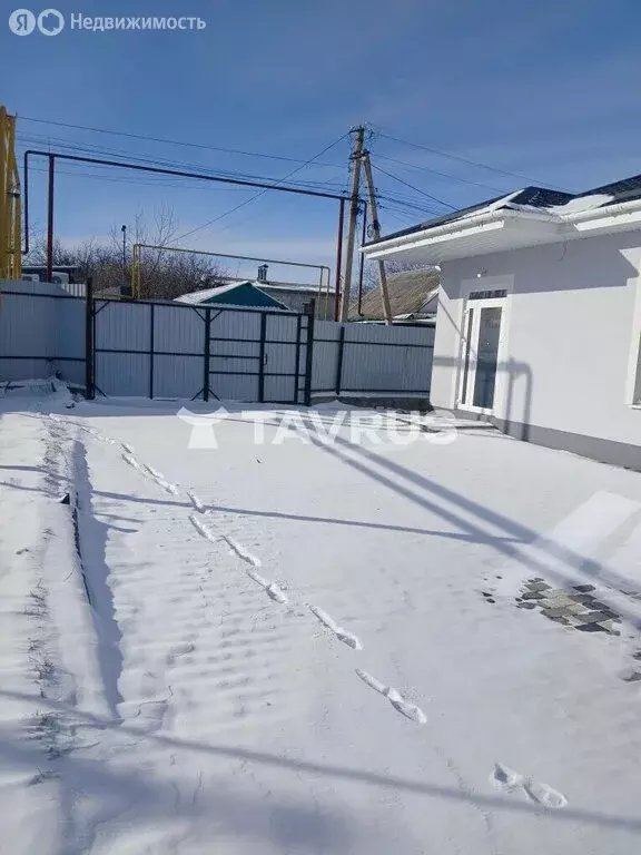 Дом в Симферополь, 24-я улица Коллективных Садов, 58 (100 м) - Фото 1