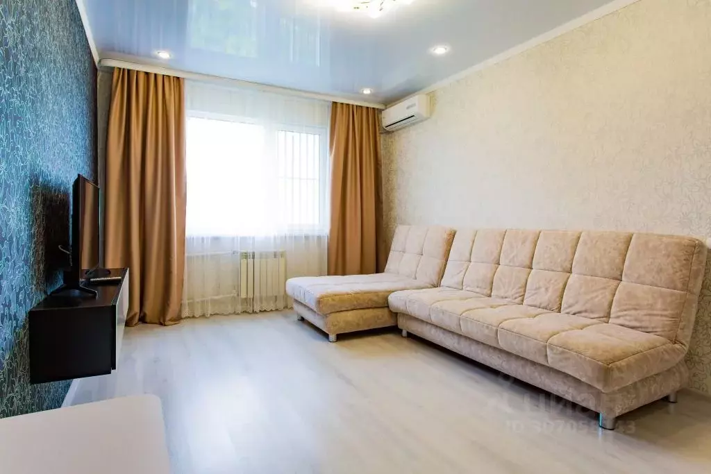 2-к кв. Оренбургская область, Оренбург ул. Фронтовиков, 6 (56.0 м) - Фото 2