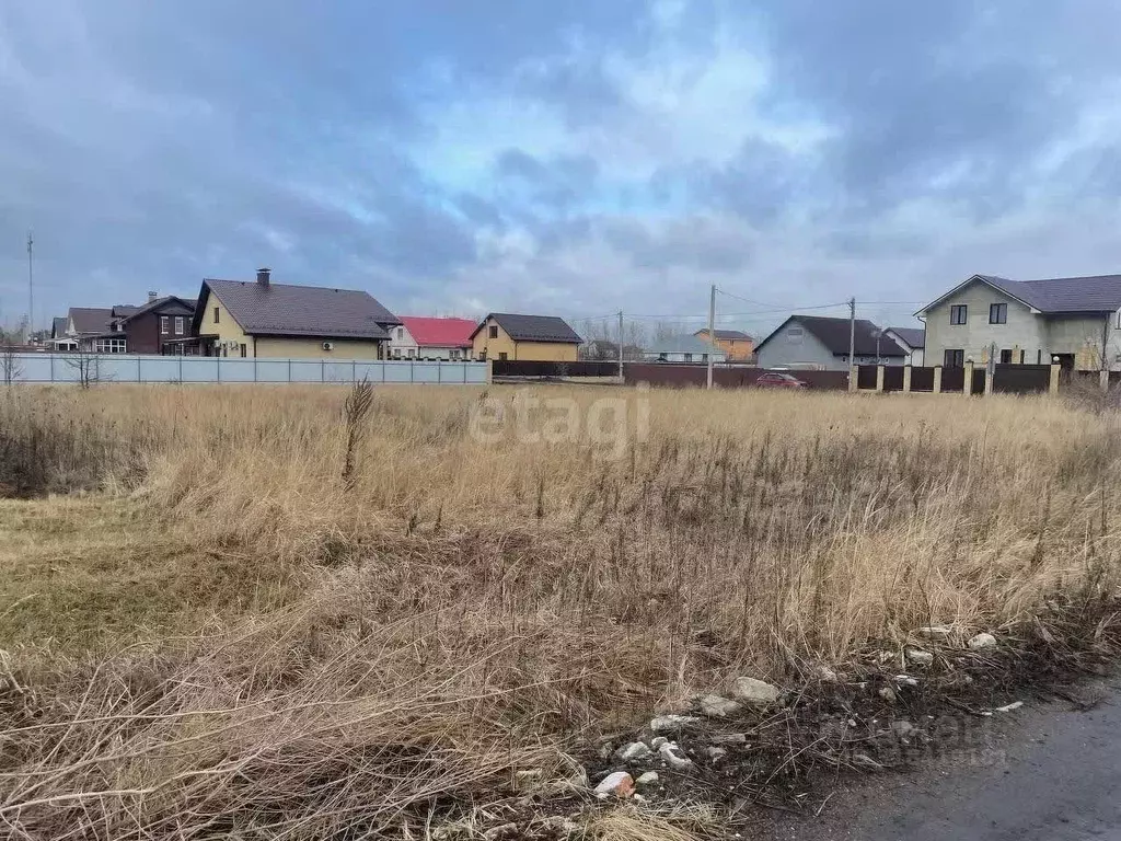 Участок в Воронежская область, с. Новая Усмань ул. Минина, 14 (10.0 ... - Фото 0