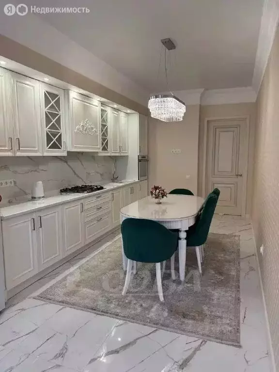 3-комнатная квартира: Махачкала, проспект Амет-хана Султана, 37 (100 ... - Фото 1