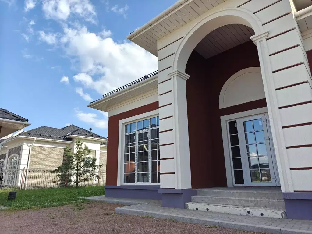 Дом в Санкт-Петербург, Санкт-Петербург, Петергоф Петергофские Дачи кп, ... - Фото 0