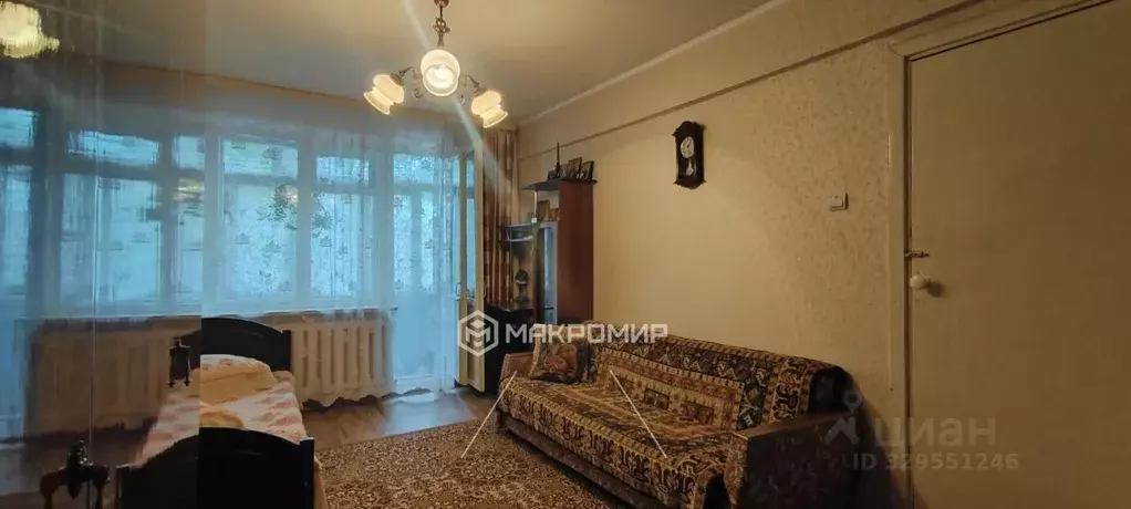 3-к кв. Брянская область, Брянск ул. Пушкина, 75 (69.7 м) - Фото 2