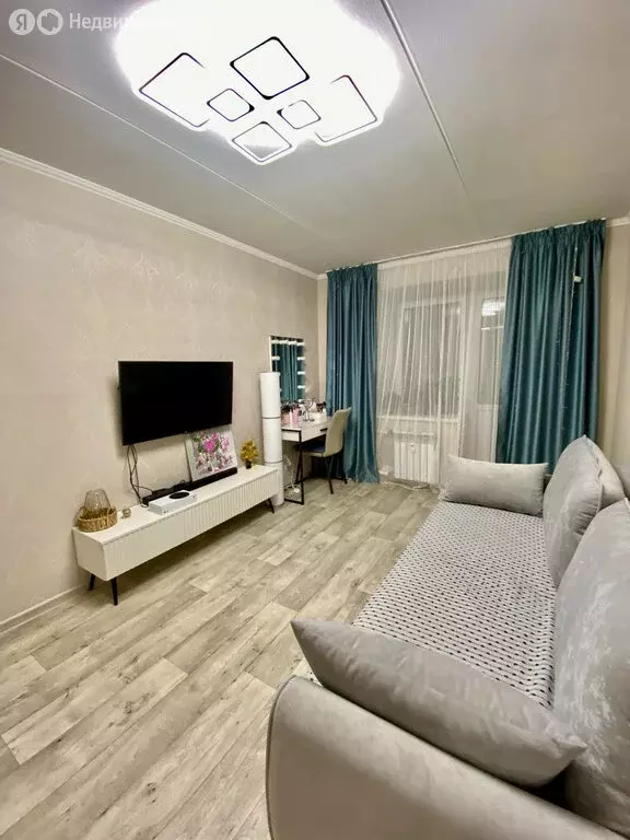 1-комнатная квартира: Октябрьский, улица Чкалова, 18 (37.3 м) - Фото 1