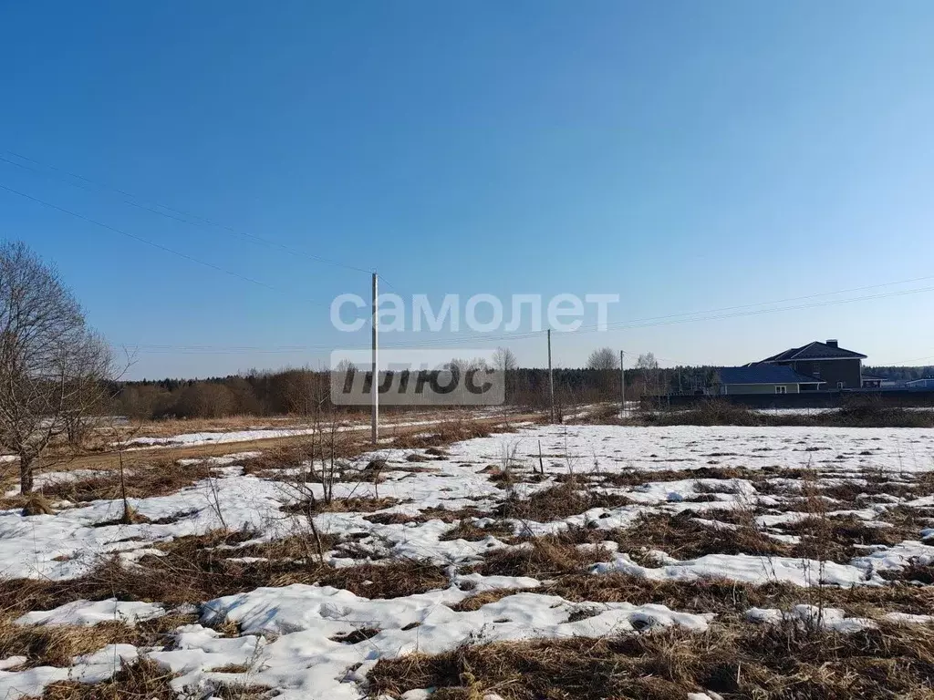 Участок в Калужская область, Калуга городской округ, д. Колюпаново ул. ... - Фото 1