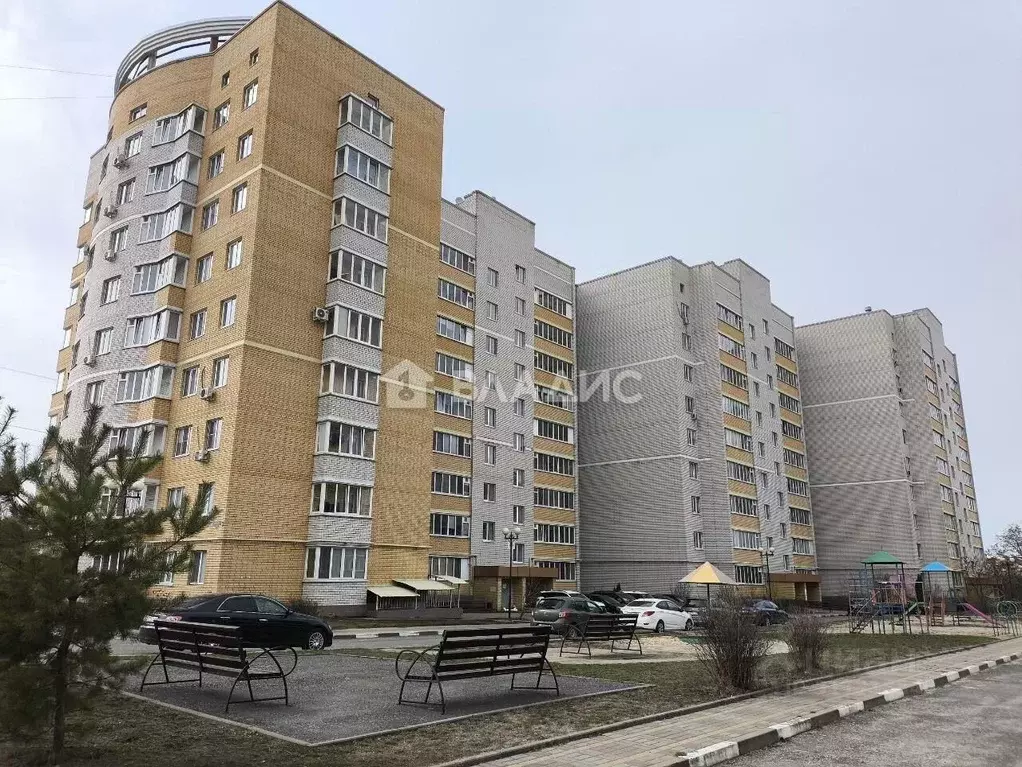 3-к кв. Белгородская область, Белгород Почтовая ул., 52 (73.8 м) - Фото 0