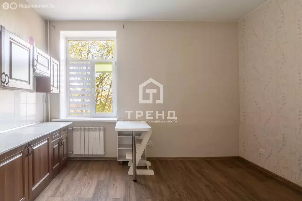 3к в 9-комнатной квартире (14.4 м) - Фото 1