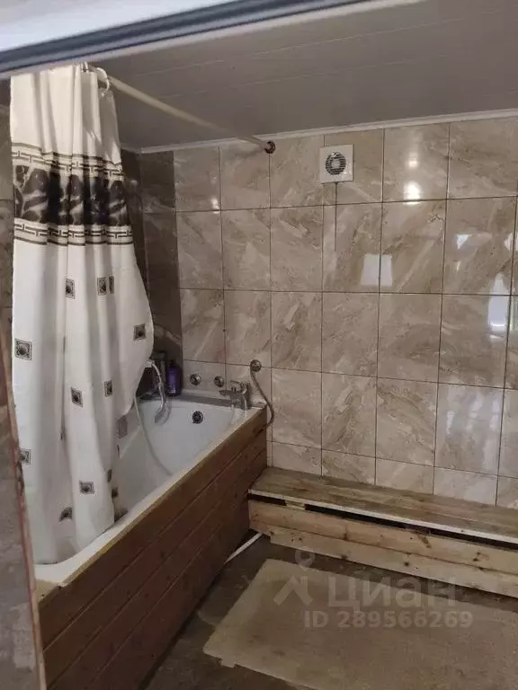 Дом в Дагестан, Избербаш ул. Матросова, 24 (120 м) - Фото 1