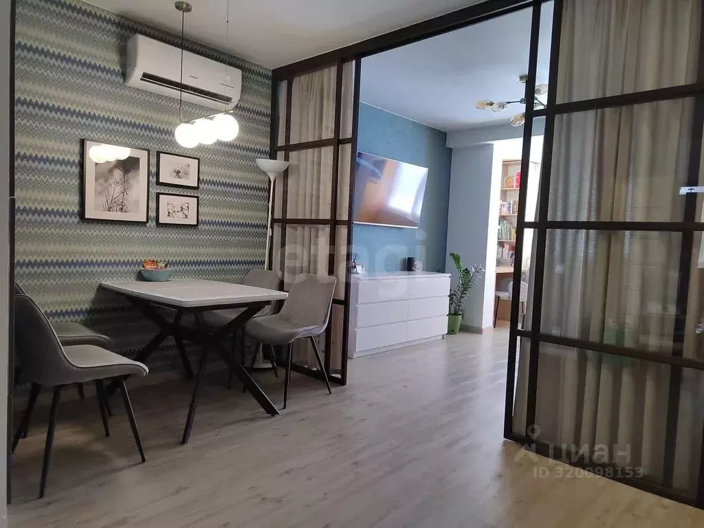 2-к кв. Приморский край, Владивосток ул. Сабанеева, 14В (51.6 м) - Фото 0