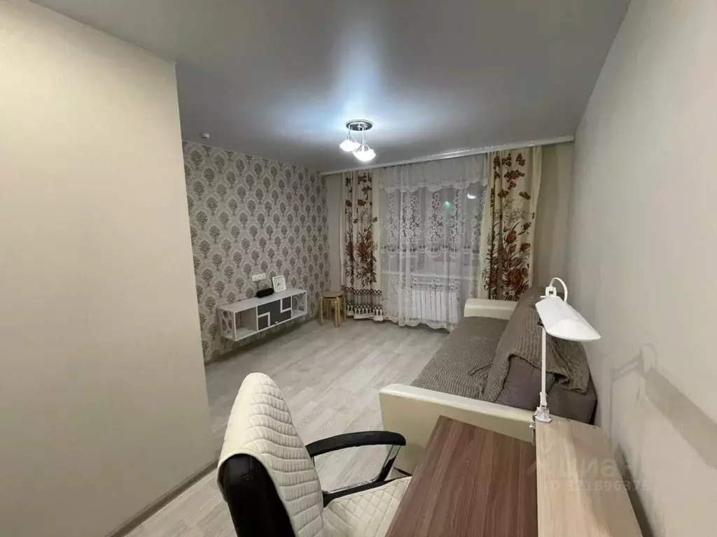 1-к кв. Татарстан, Зеленодольск просп. Строителей, 18 (40.0 м) - Фото 1