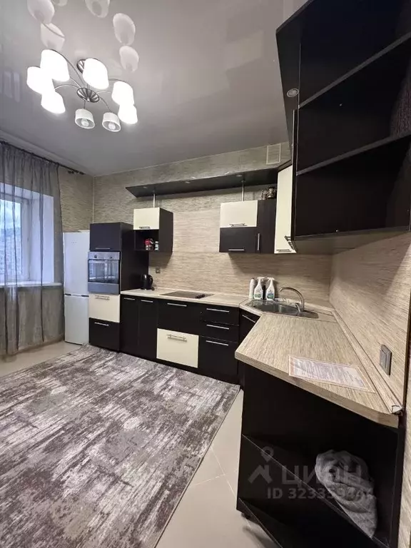 2-к кв. Татарстан, Казань ул. Адоратского, 1 (71.9 м) - Фото 2