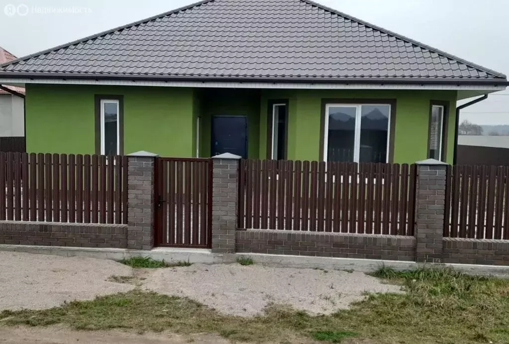 Дом в Калининградская область, Гурьевский муниципальный округ, посёлок ... - Фото 0