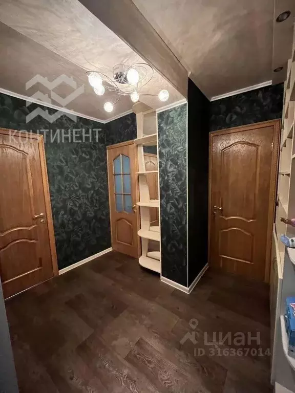 3-к кв. Крым, Сакский район, Новофедоровка пгт ул. Сердюкова, 5 (70.0 ... - Фото 0
