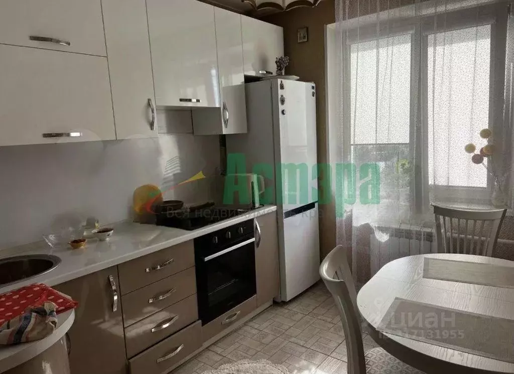 2-к кв. Забайкальский край, Чита ул. Серова, 28 (58.5 м) - Фото 1