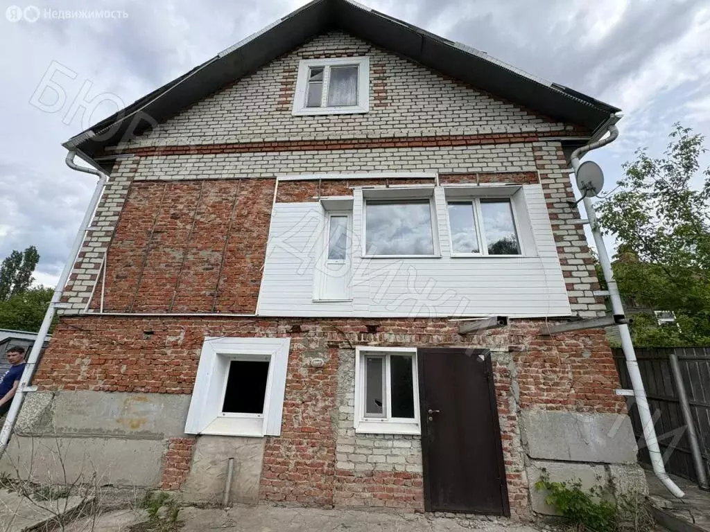 Дом в Балашов, улица Шатилова (300 м) - Фото 1
