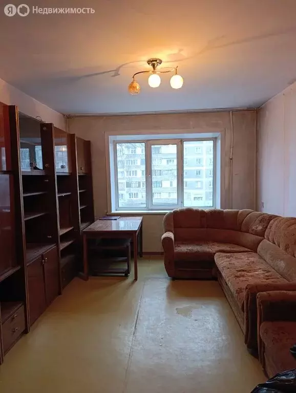 3-комнатная квартира: Бийск, улица Декабристов, 12 (64 м) - Фото 1