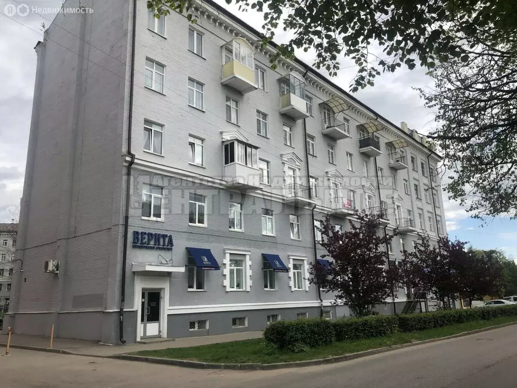 4-комнатная квартира: Смоленск, улица Маршала Жукова, 9 (107.4 м) - Фото 0