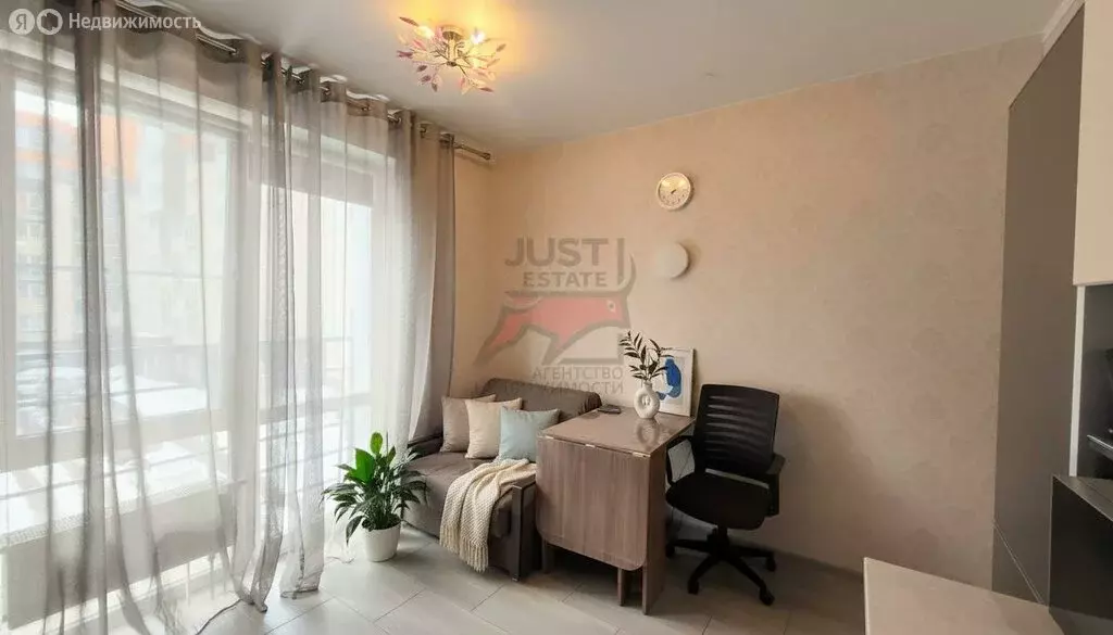 1-комнатная квартира: посёлок городского типа Нахабино, улица ... - Фото 2