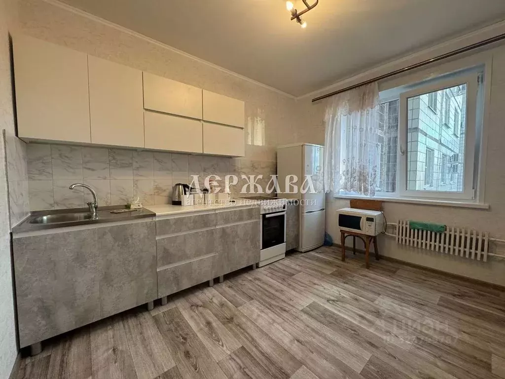 3-к кв. Белгородская область, Старый Оскол Восточный мкр, 1Ак1 (76.0 ... - Фото 1