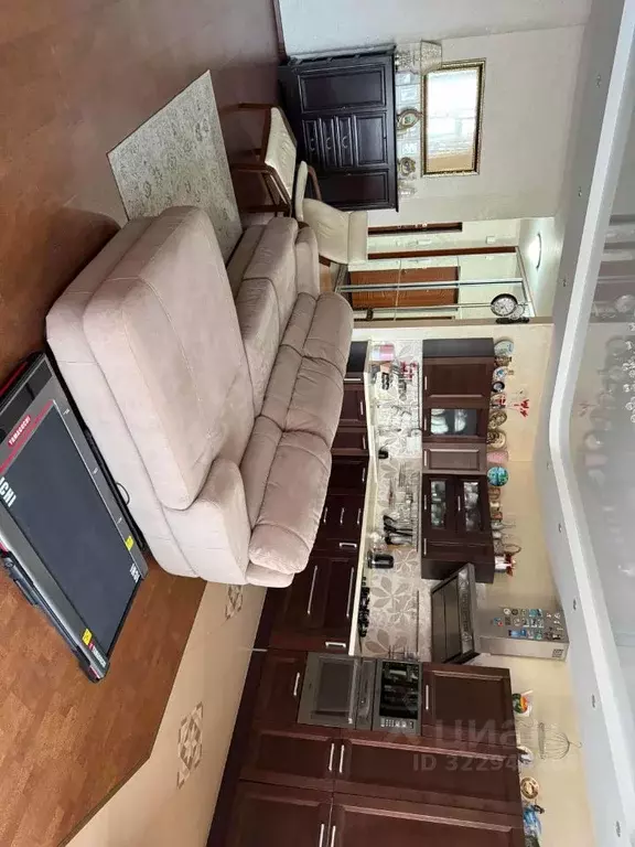 4-к кв. Саха (Якутия), Якутск ул. Чиряева, 5/1 (124.0 м) - Фото 1