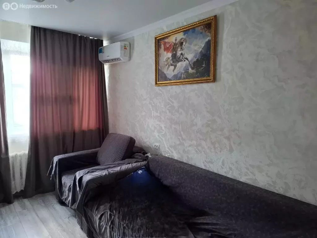 Квартира-студия: Владикавказ, улица Гугкаева, 61 (18 м) - Фото 1