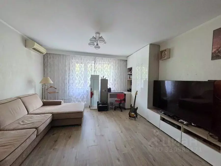 3-к кв. Кемеровская область, Новокузнецк ул. Франкфурта, 14 (65.3 м) - Фото 1