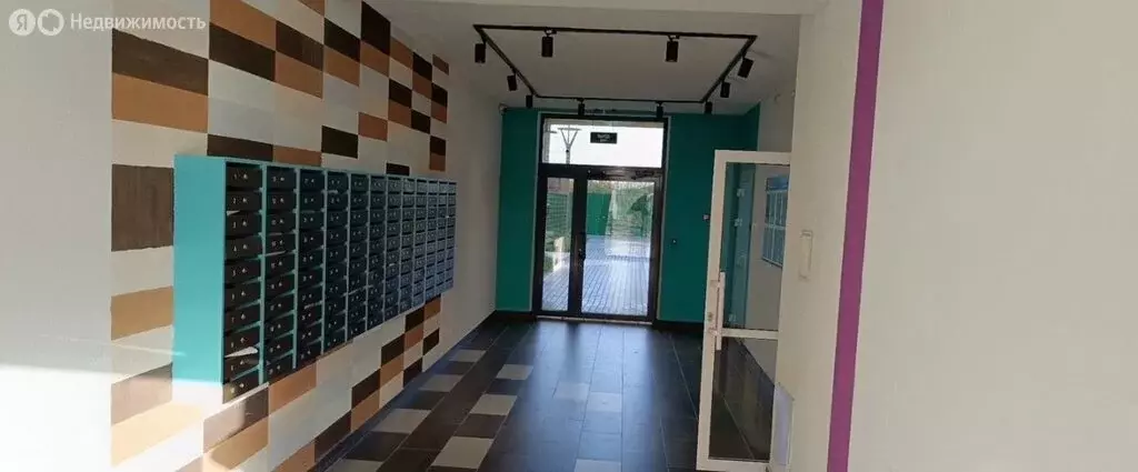 2-комнатная квартира: Тюмень, Ставропольская улица, 160к1 (63.9 м) - Фото 1