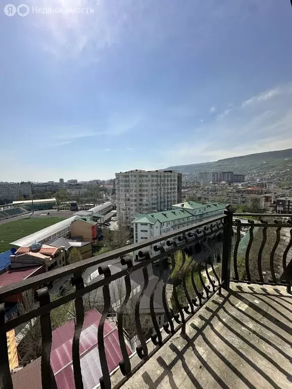 2-комнатная квартира: Махачкала, улица Ирчи Казака, 14А (87 м) - Фото 2