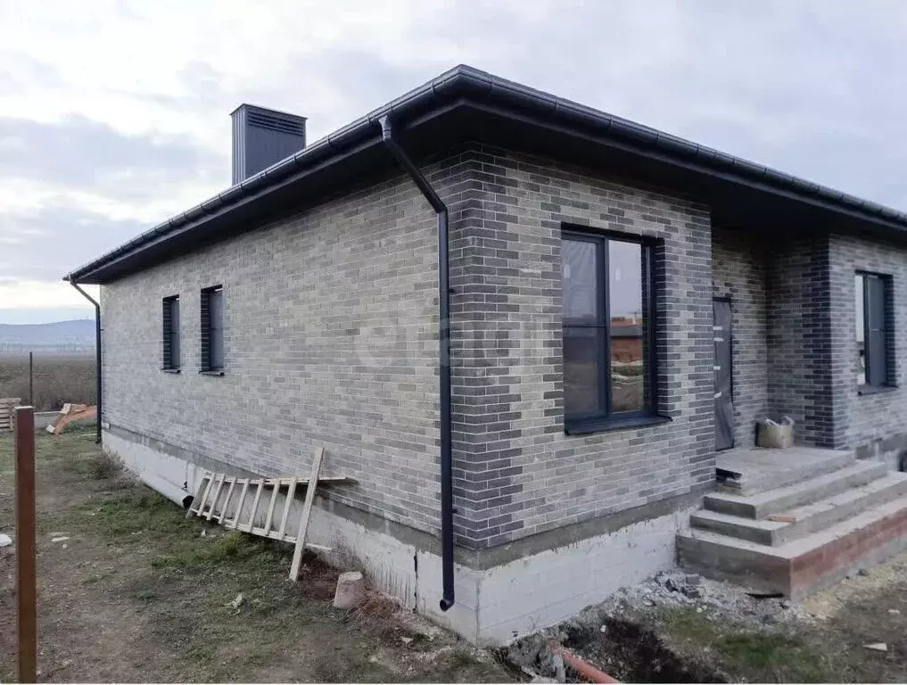 Дом в Анапская, улица Рената Саитова (155 м) - Фото 2