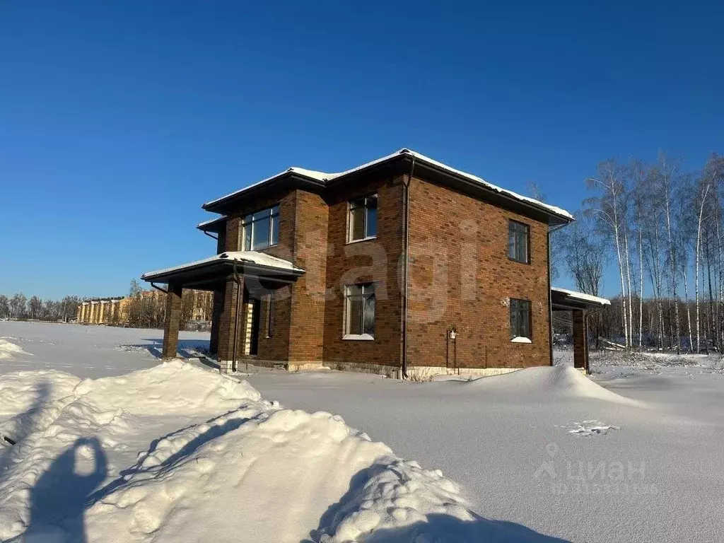 Дом в Брянская область, Брянский район, пос. Мичуринский  (224 м) - Фото 1