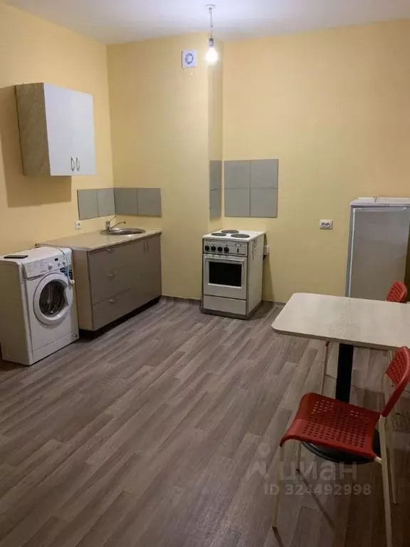 Студия Красноярский край, Красноярск ул. Калинина, 41В (25.0 м) - Фото 1