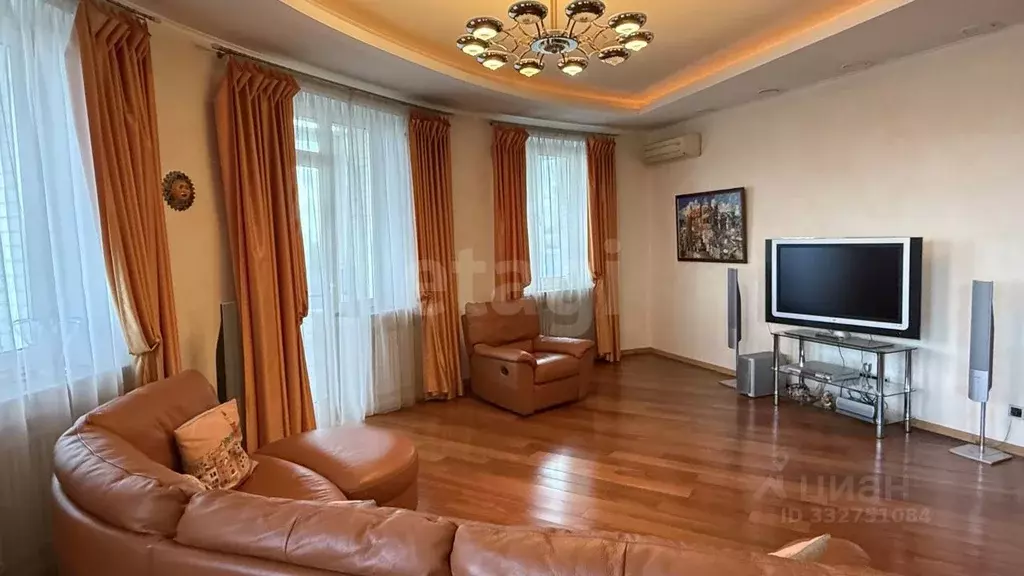 3-к кв. Санкт-Петербург просп. Ветеранов, 130 (122.8 м) - Фото 1