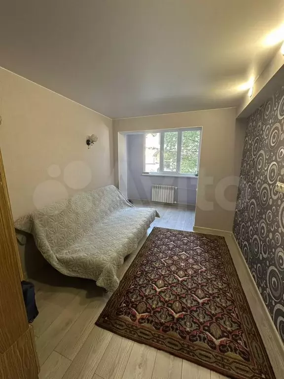 2-к. квартира, 50 м, 1/9 эт. - Фото 1