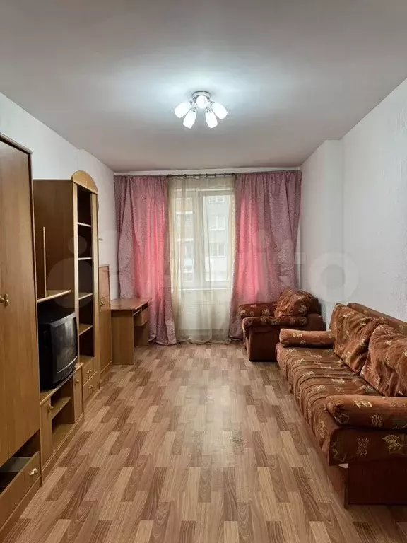 1-к. квартира, 40 м, 2/20 эт. - Фото 1