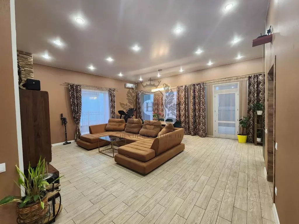 Коттедж в Ленинградская область, Ломоносовский район, д. Гостилицы 125 ... - Фото 1