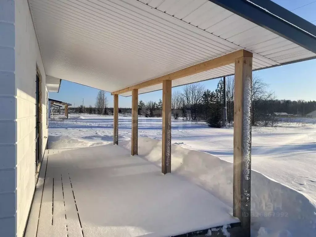 Дом в Кировская область, Слободской район, Шиховское с/пос, д. ... - Фото 1