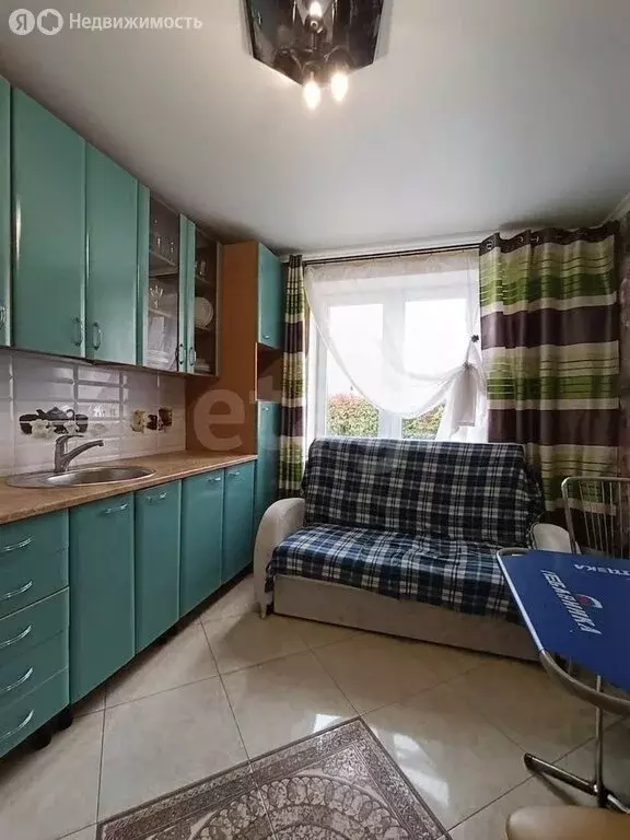 3-комнатная квартира: Советск, улица Гоголя, 7 (68.5 м) - Фото 1
