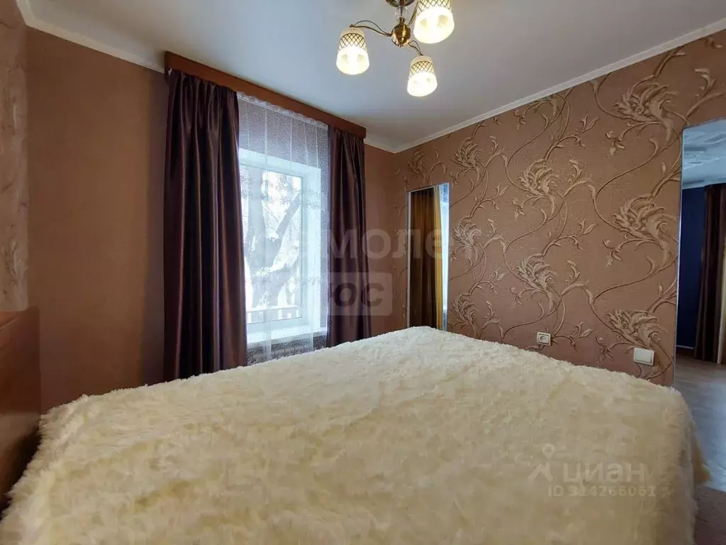 Дом в Оренбургская область, Оренбург ул. Парижской Коммуны, 88 (130 м) - Фото 1