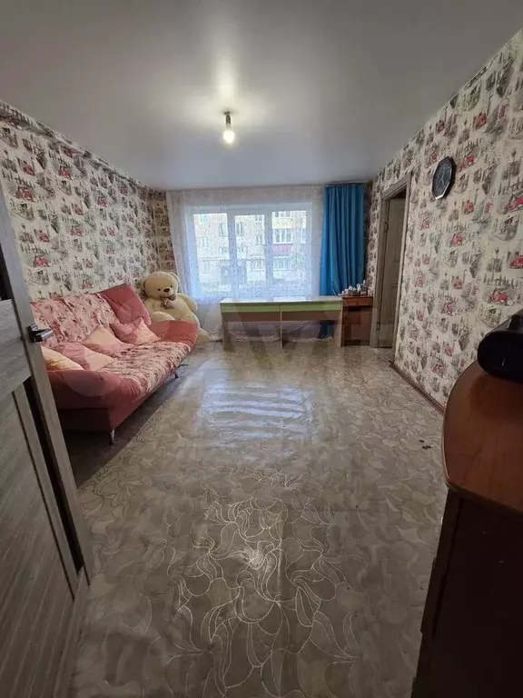 3-к. квартира, 60 м, 1/5 эт. - Фото 1
