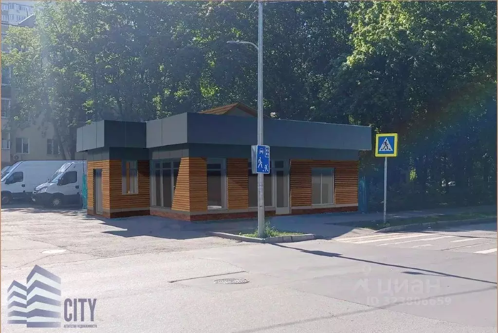 Помещение свободного назначения в Московская область, Реутов просп. ... - Фото 1