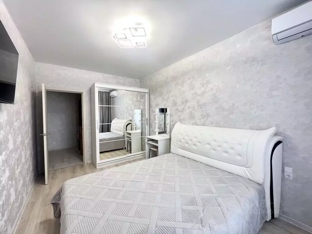 1-к кв. Крым, Симферополь ул. Балаклавская, 73Е (30.0 м) - Фото 1