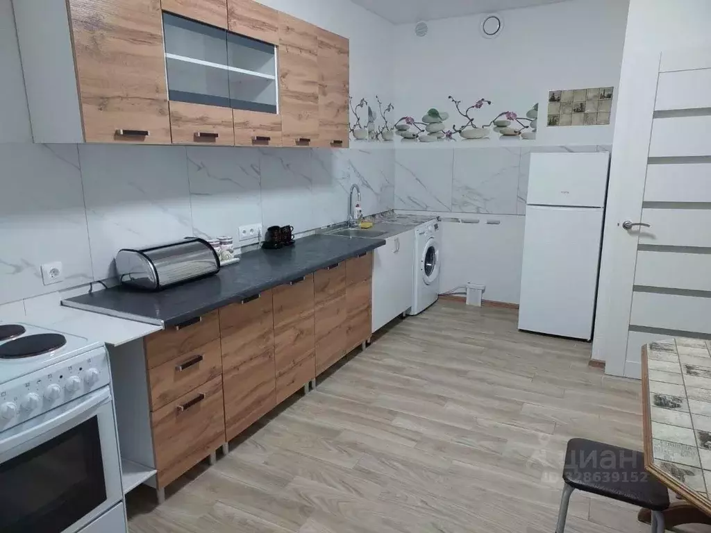 1-к кв. Крым, Симферополь просп. Александра Суворова (37.0 м) - Фото 1