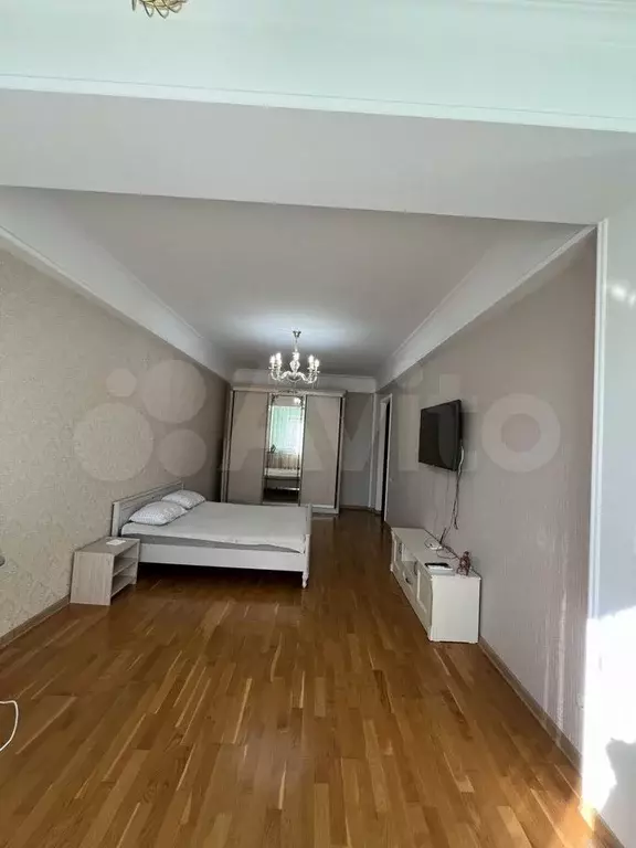1-к. квартира, 55 м, 8/10 эт. - Фото 0