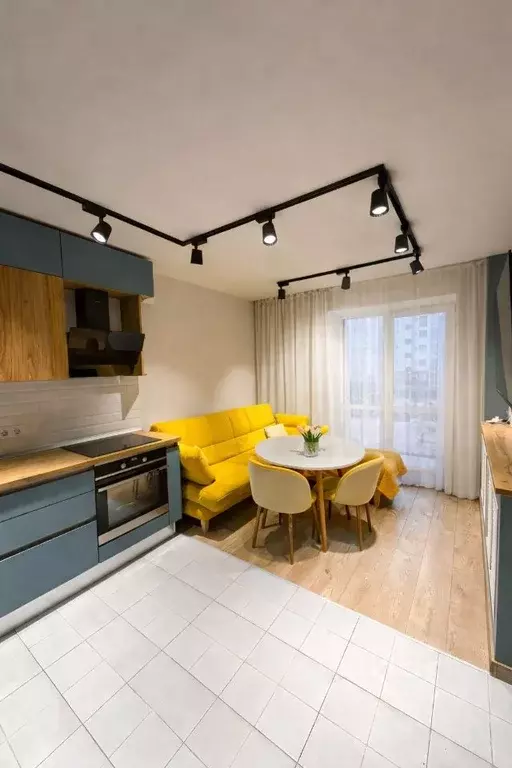 1-к кв. Волгоградская область, Волгоград ул. Расула Гамзатова, 7 (48.3 ... - Фото 1