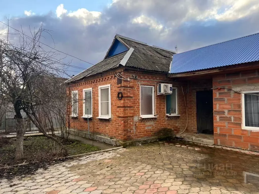 Дом в Краснодарский край, Красноармейский район, Полтавская ст-ца ул. ... - Фото 1