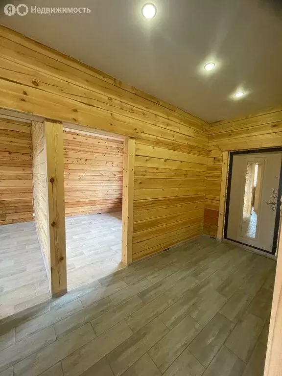 Дом в деревня Карлук, Дачная улица (160 м) - Фото 1